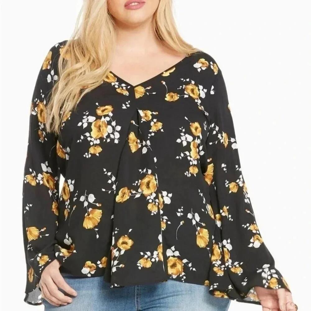 Torrid Floral Print V-Neck Blouse Whimsigoth‎ dark Romantic Poppies plusSize